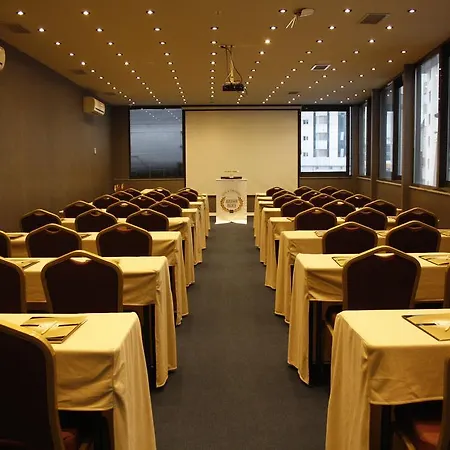 Atasehir Palace & Conference Ξενοδοχείο