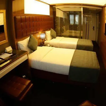 Atasehir Palace & Conference Hotel